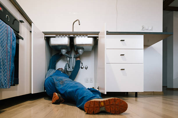 Professional Leak Detection technician working in Gunter, TX
